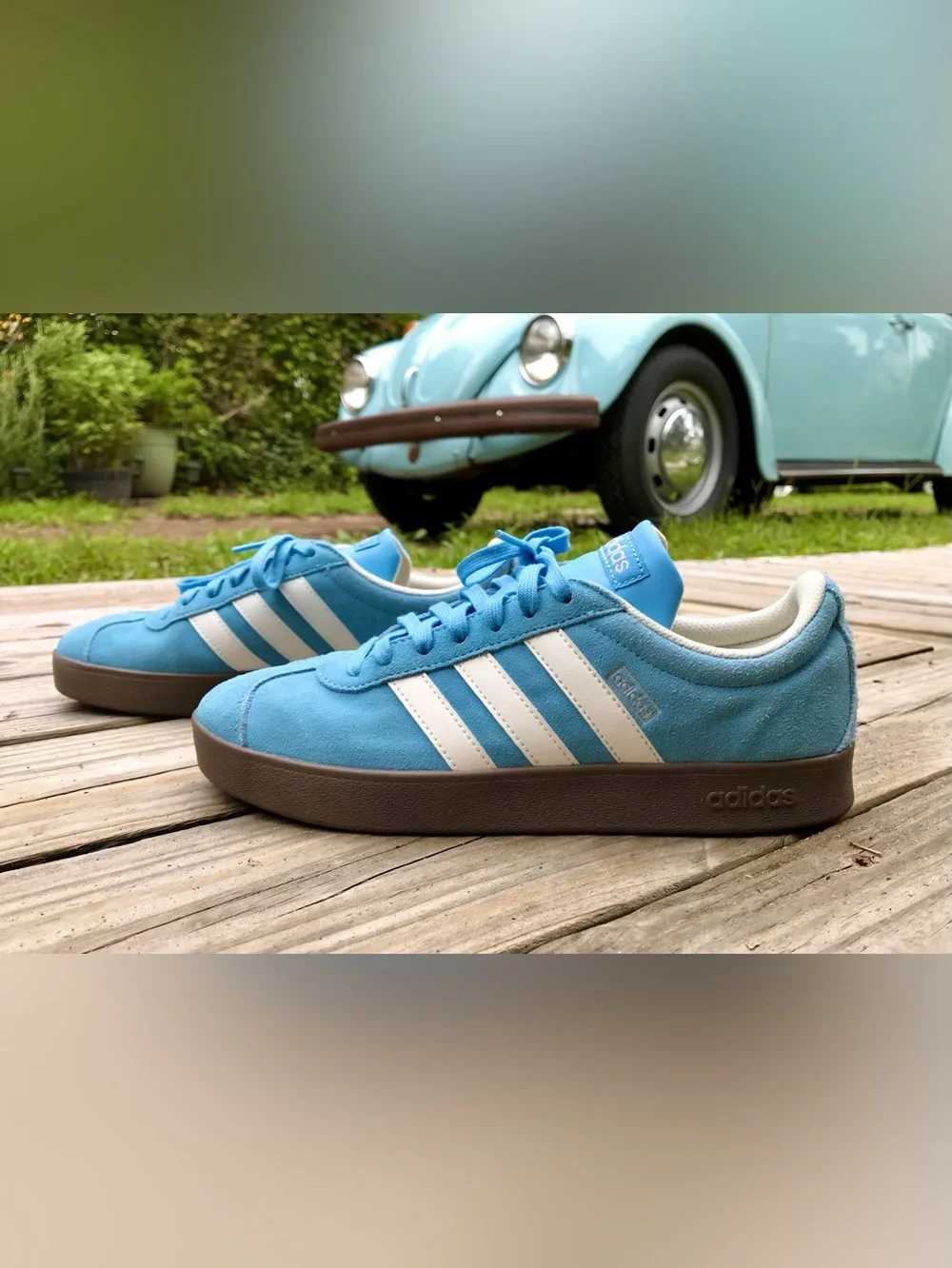 Mens 7 Womens 9 ADIDAS Light Robin Egg Blue Gum Bottom Lace Up Sneakers